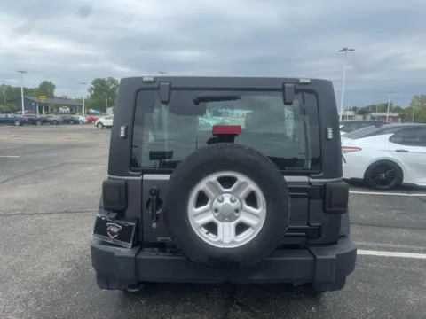 More photos of 2017 Jeep Wrangler Unlimited Sport 4WD RHD at RS Motors, IN