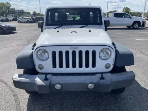 More photos of 2017 Jeep Wrangler Unlimited Sport 4WD RHD at RS Motors, IN