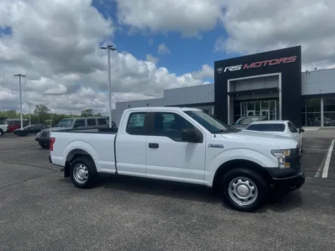 Photos of 2017 Ford F-150 XL SuperCab 8-ft. 2WD for sale in Indianapolis, IN at RS Motors