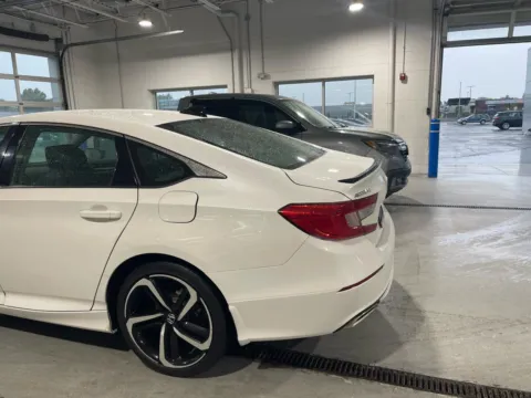 More photos of 2022 Honda Accord Sport Special Edition at RS Motors, IN