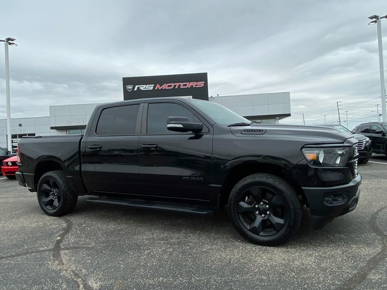 2019 RAM 1500 Big Horn/Lone Star 4x4 Crew Cab 5'7's photo