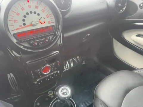 More photos of 2013 MINI Paceman S at RS Motors, IN