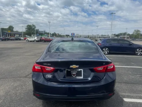 More photos of 2017 Chevrolet Malibu 1LT at RS Motors, IN