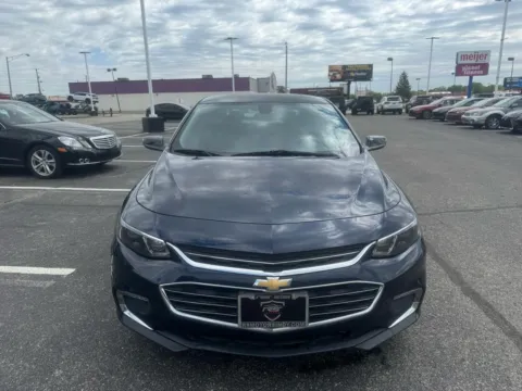 More photos of 2017 Chevrolet Malibu 1LT at RS Motors, IN