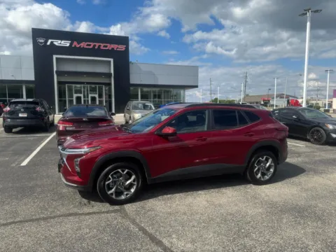 Photos of 2025 Chevrolet Trax LT for sale in Indianapolis, IN at RS Motors