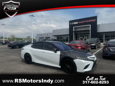 Beige 2019 Toyota Camry XSE for sale in Indianapolis, IN