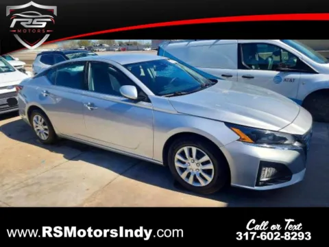 Silver 2023 Nissan Altima 2.5 S for sale in Indianapolis, IN