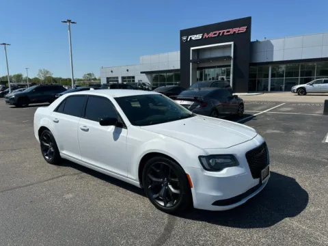 Photos of 2020 Chrysler 300 Touring for sale in Indianapolis, IN at RS Motors