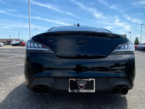 More photos of 2015 Hyundai Genesis Coupe 3.8 R-Spec Manual at RS Motors, IN