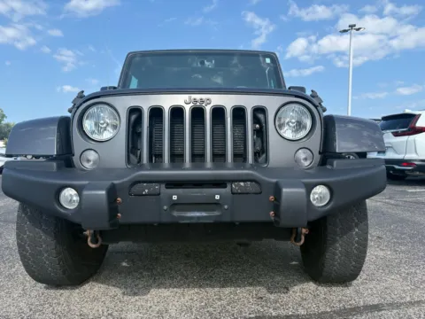 More photos of 2018 Jeep Wrangler JK Unlimited Sport 4WD at RS Motors, IN
