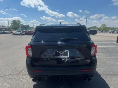 More photos of 2020 Ford Explorer ST AWD at RS Motors, IN