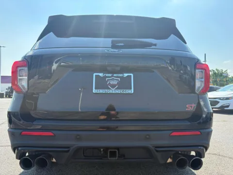 More photos of 2020 Ford Explorer ST AWD at RS Motors, IN