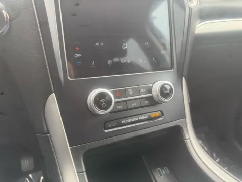 More photos of 2022 Ford Edge SEL AWD at RS Motors, IN