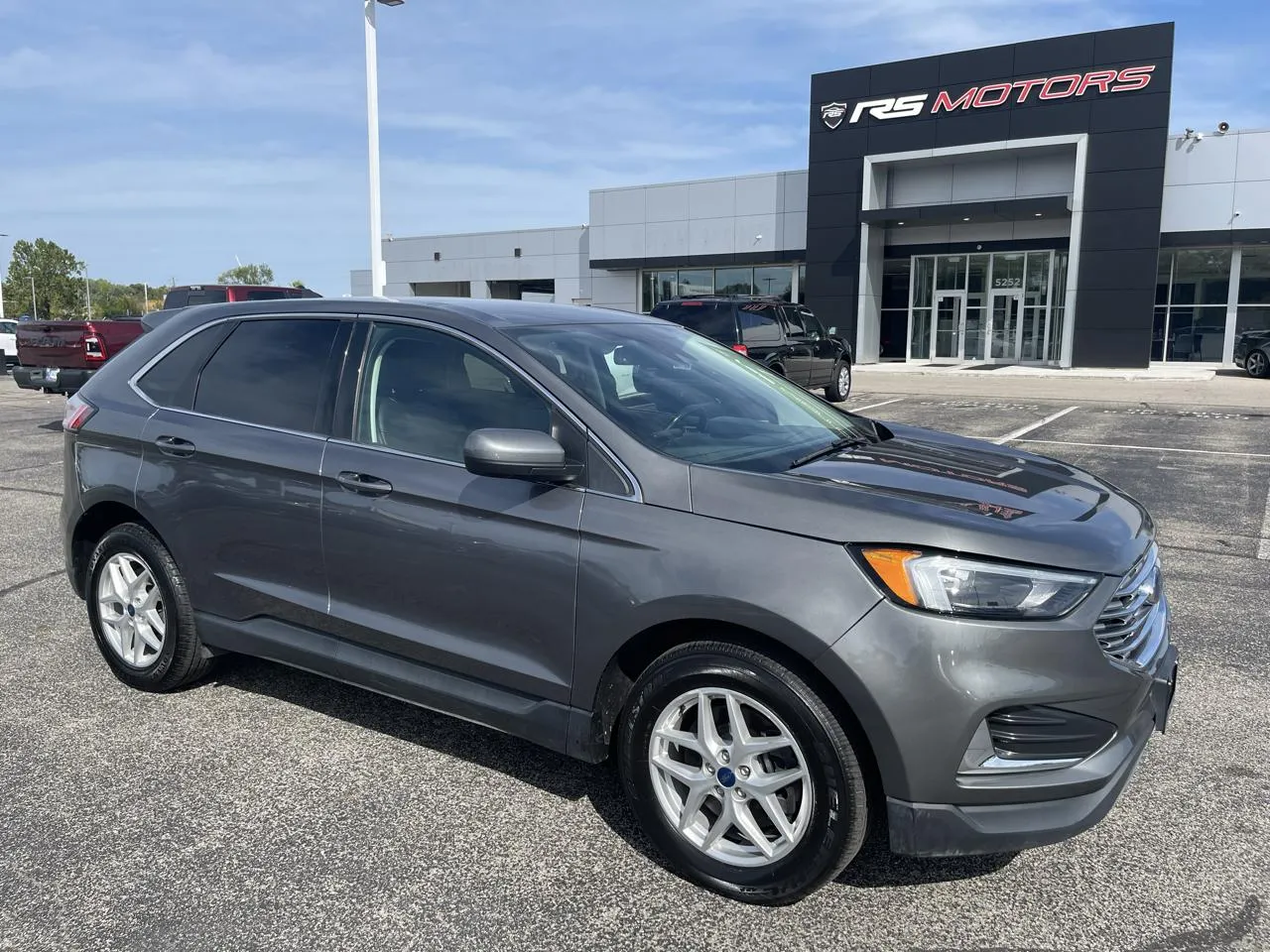 Gray 2022 Ford Edge SEL AWD for sale in Indianapolis, IN
