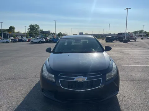 More photos of 2012 Chevrolet Cruze 2LS at RS Motors, IN