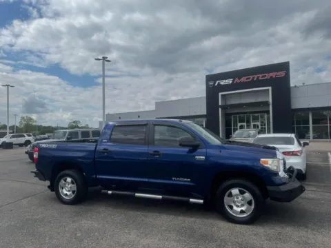 Photos of 2015 Toyota Tundra SR5 5.7L V8 CrewMax 4WD for sale in Indianapolis, IN at RS Motors