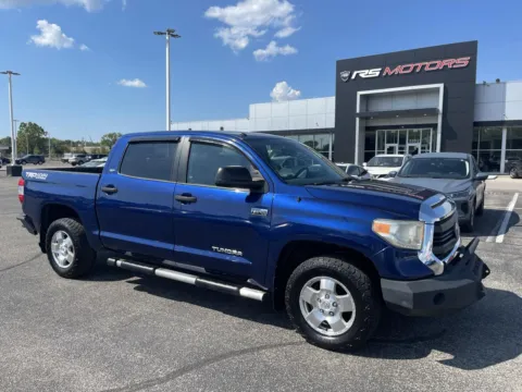 Blue 2015 Toyota Tundra SR5 5.7L V8 CrewMax 4WD for sale in Indianapolis, IN