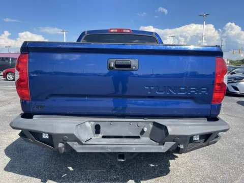 More photos of 2015 Toyota Tundra SR5 5.7L V8 CrewMax 4WD at RS Motors, IN