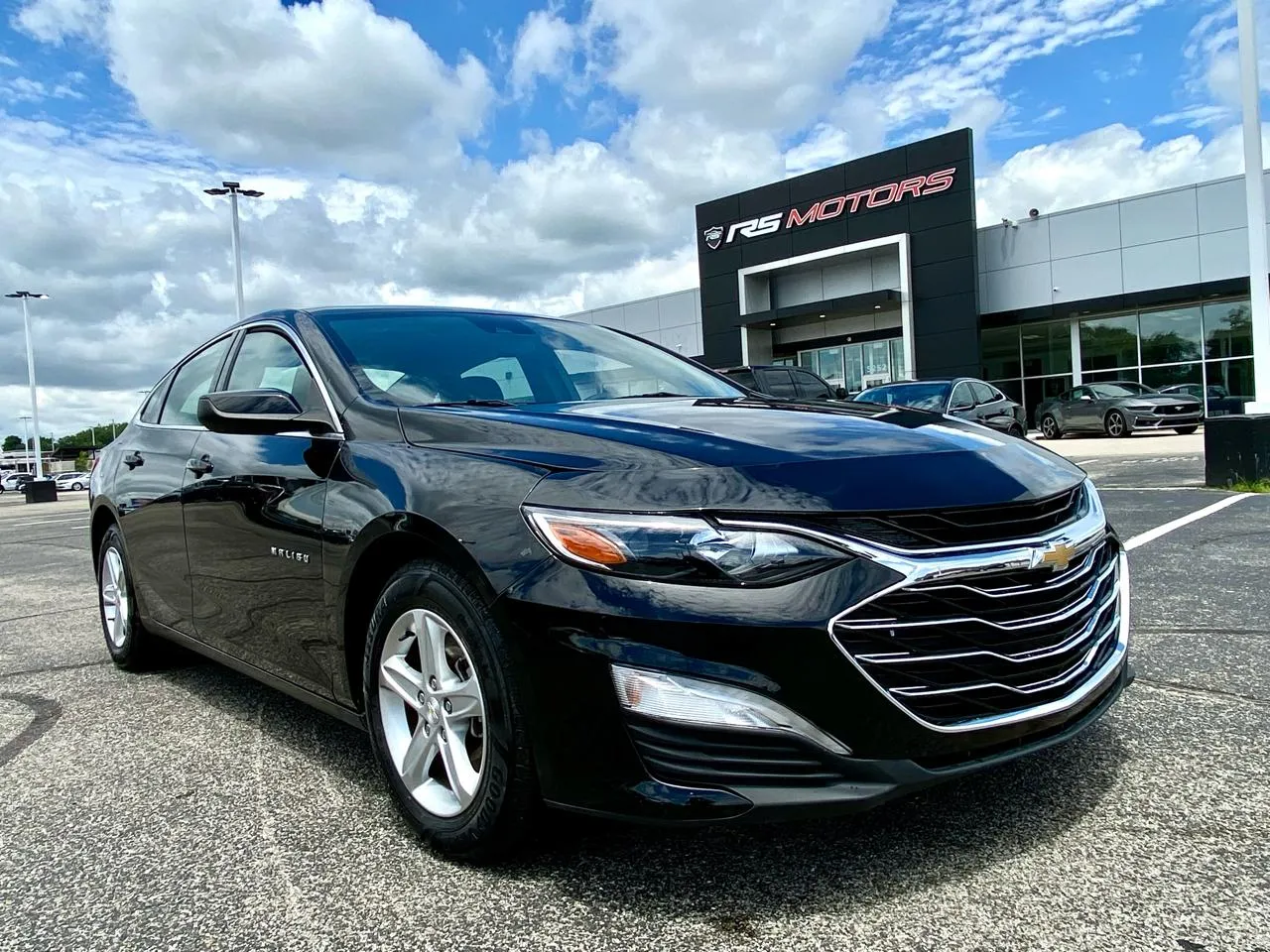 Black 2023 Chevrolet Malibu 1LT for sale in Indianapolis, IN