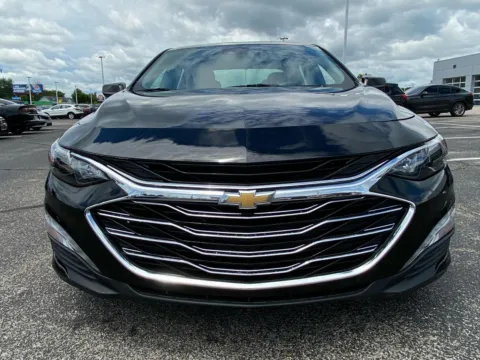 More photos of 2023 Chevrolet Malibu 1LT at RS Motors, IN