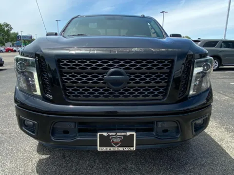 More photos of 2019 Nissan Titan SV Crew Cab 2WD at RS Motors, IN