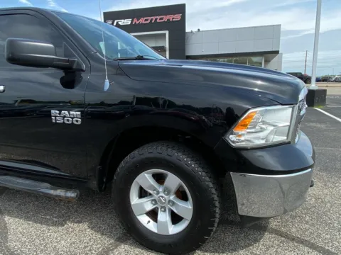 More photos of 2013 RAM 1500 SLT Quad Cab 4WD at RS Motors, IN
