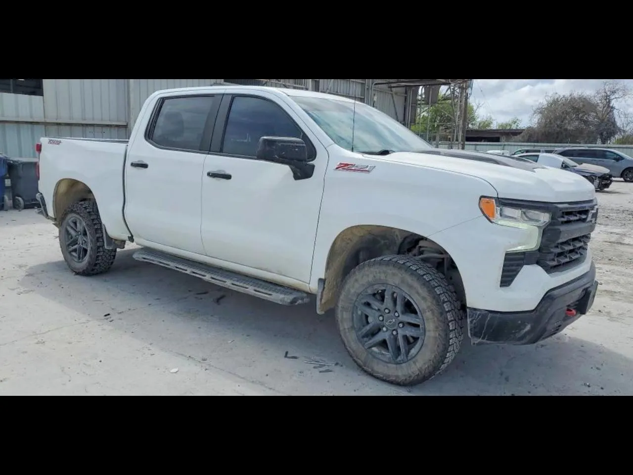 White 2023 Chevrolet Silverado 1500 High Country Crew Cab 4WD for sale in Indianapolis, IN