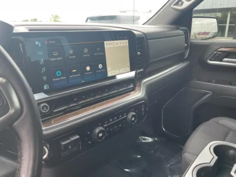 Photos of 2023 Chevrolet Silverado 1500 Z71 Crew Cab 4WD Trail Boss for sale in Indianapolis, IN at RS Motors