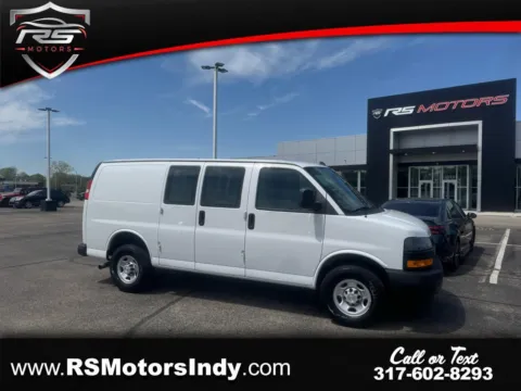 White 2022 Chevrolet Express 2500 Cargo for sale in Indianapolis, IN