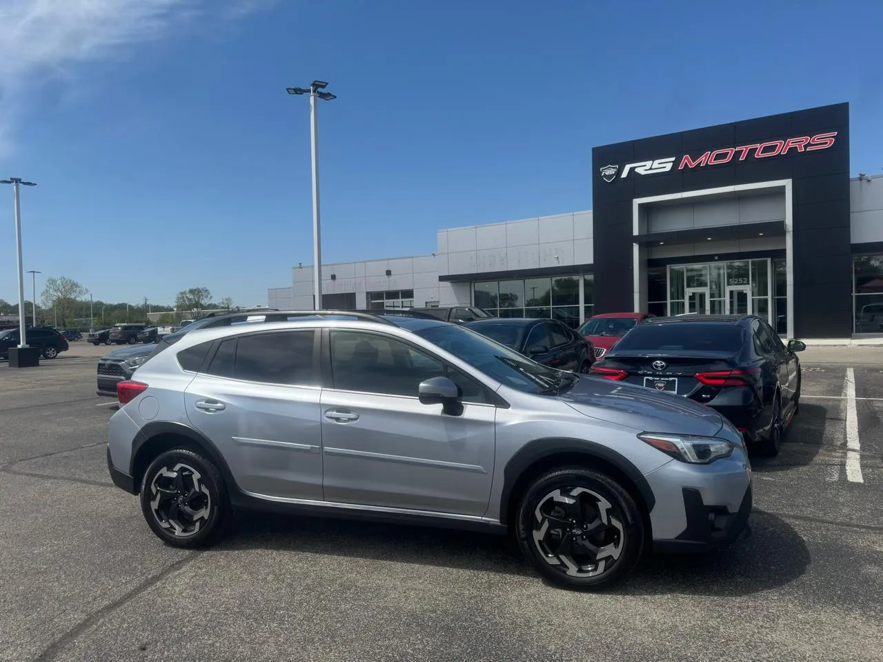 Silver 2021 Subaru Crosstrek 2.0i Limited CVT for sale in Indianapolis, IN