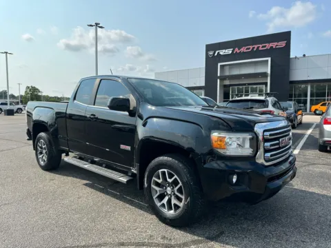 Black 2017 GMC Canyon SLE Ext. Cab 4WD for sale in Indianapolis, IN