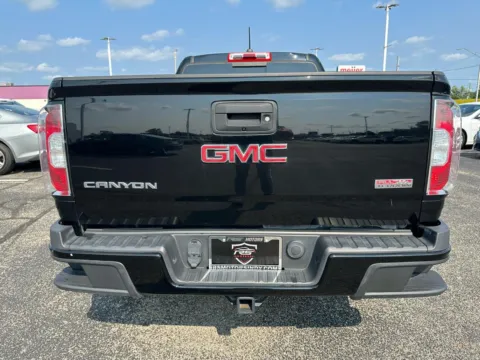 More photos of 2017 GMC Canyon SLE Ext. Cab 4WD at RS Motors, IN