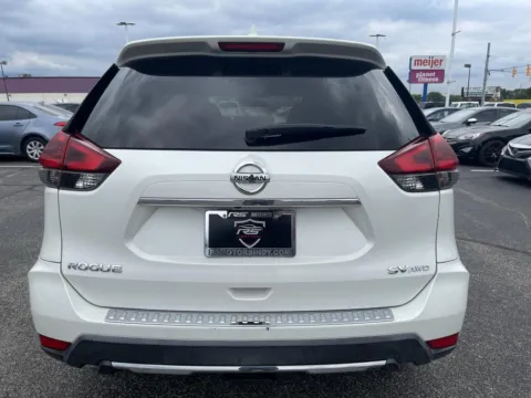 More photos of 2018 Nissan Rogue SV AWD at RS Motors, IN