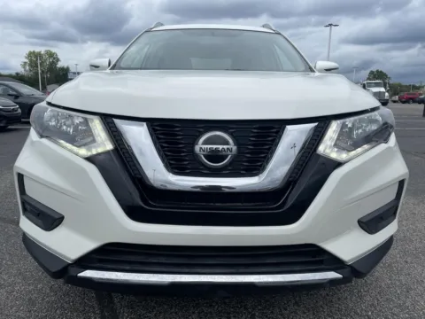More photos of 2018 Nissan Rogue SV AWD at RS Motors, IN