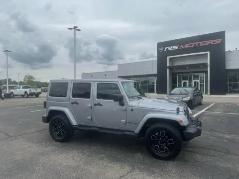 Silver 2018 Jeep Wrangler JK Unlimited Sahara 4WD for sale in Indianapolis, IN