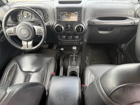 More photos of 2018 Jeep Wrangler JK Unlimited Altitude 4x4 at RS Motors, IN