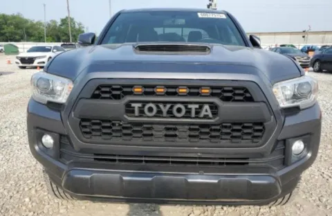 More photos of 2017 Toyota Tacoma SR5 Double Cab Long Bed V6 6AT 4WD at RS Motors, IN