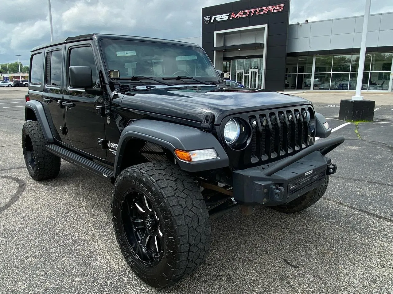 Black 2018 Jeep Wrangler Unlimited Sport for sale in Indianapolis, IN