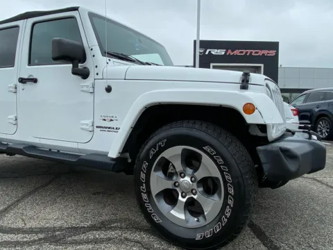 More photos of 2017 Jeep Wrangler Unlimited Sahara 4WD at RS Motors, IN