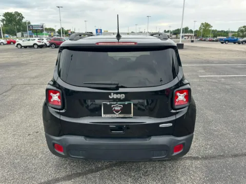 More photos of 2021 Jeep Renegade Latitude at RS Motors, IN