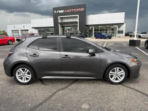 More photos of 2022 Toyota Corolla SE Hatchback CVT at RS Motors, IN