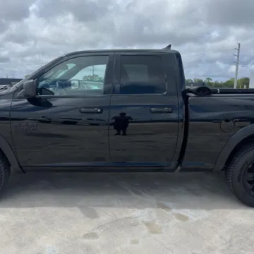 More photos of 2022 RAM 1500 SLT Quad Cab 4WD at RS Motors, IN