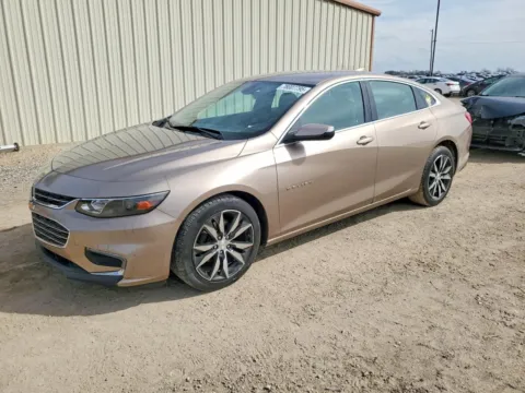 More photos of 2018 Chevrolet Malibu LT at RS Motors, IN