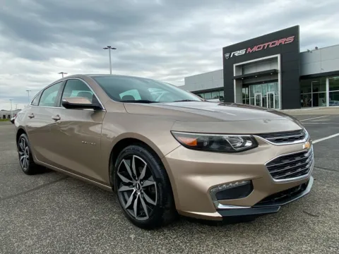 Photos of 2018 Chevrolet Malibu LT for sale in Indianapolis, IN at RS Motors