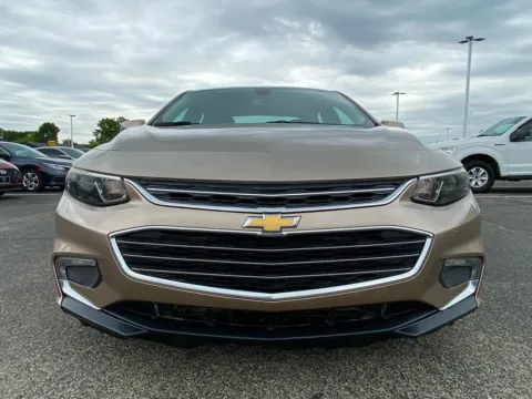 More photos of 2018 Chevrolet Malibu LT at RS Motors, IN