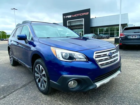 Photos of 2017 Subaru Outback 3.6R Limited for sale in Indianapolis, IN at RS Motors