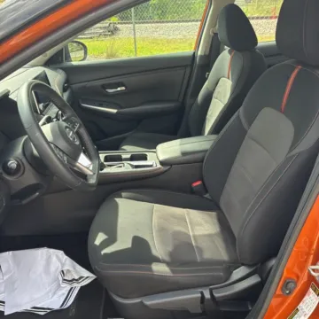 More photos of 2022 Nissan Sentra SR at RS Motors, IN