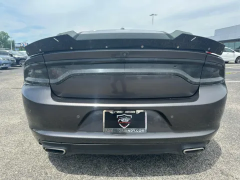 More photos of 2019 Dodge Charger SXT at RS Motors, IN