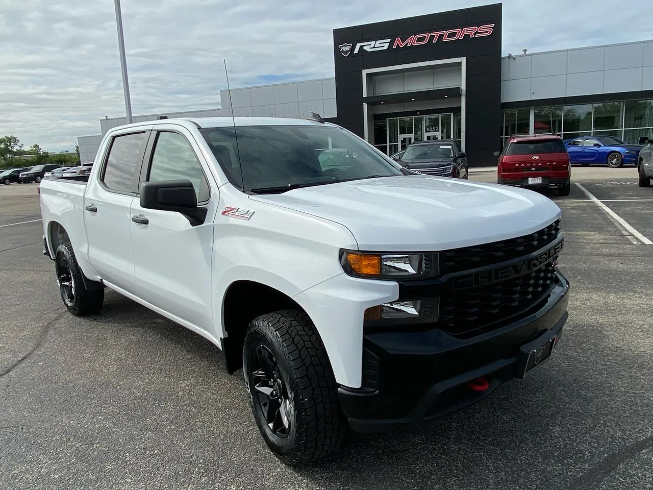 2021 Chevrolet Silverado 1500 Custom Trail Boss Crew Cab Long Box 4WD for sale in Indianapolis, IN