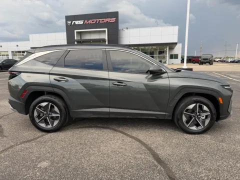 Another view of 2025 Hyundai Tucson SEL Convenience Hybrid AWD for sale in Indianapolis, IN at RS Motors
